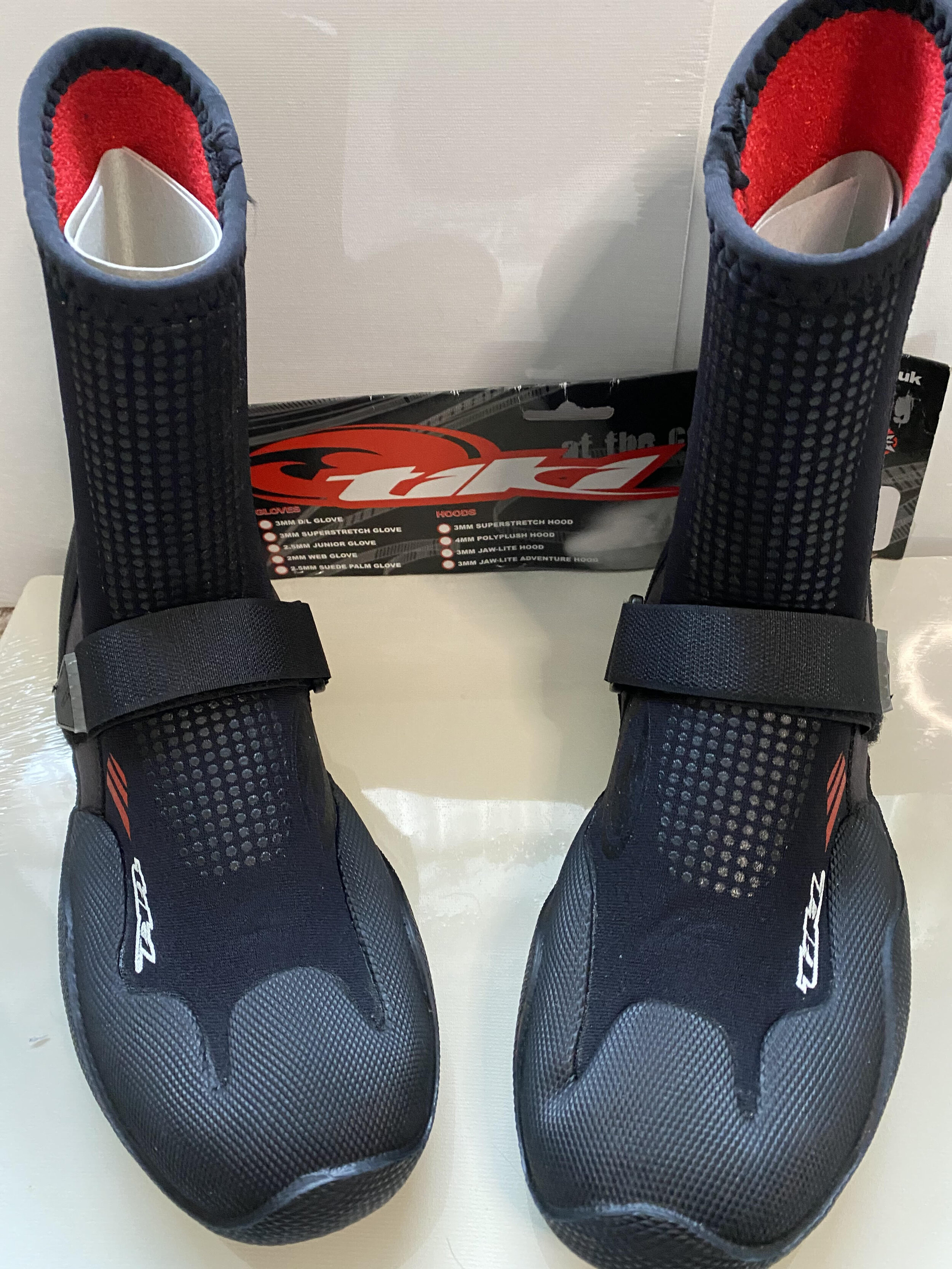 TIKI 5MM POLYPLUSH BOOT Shaka Surf